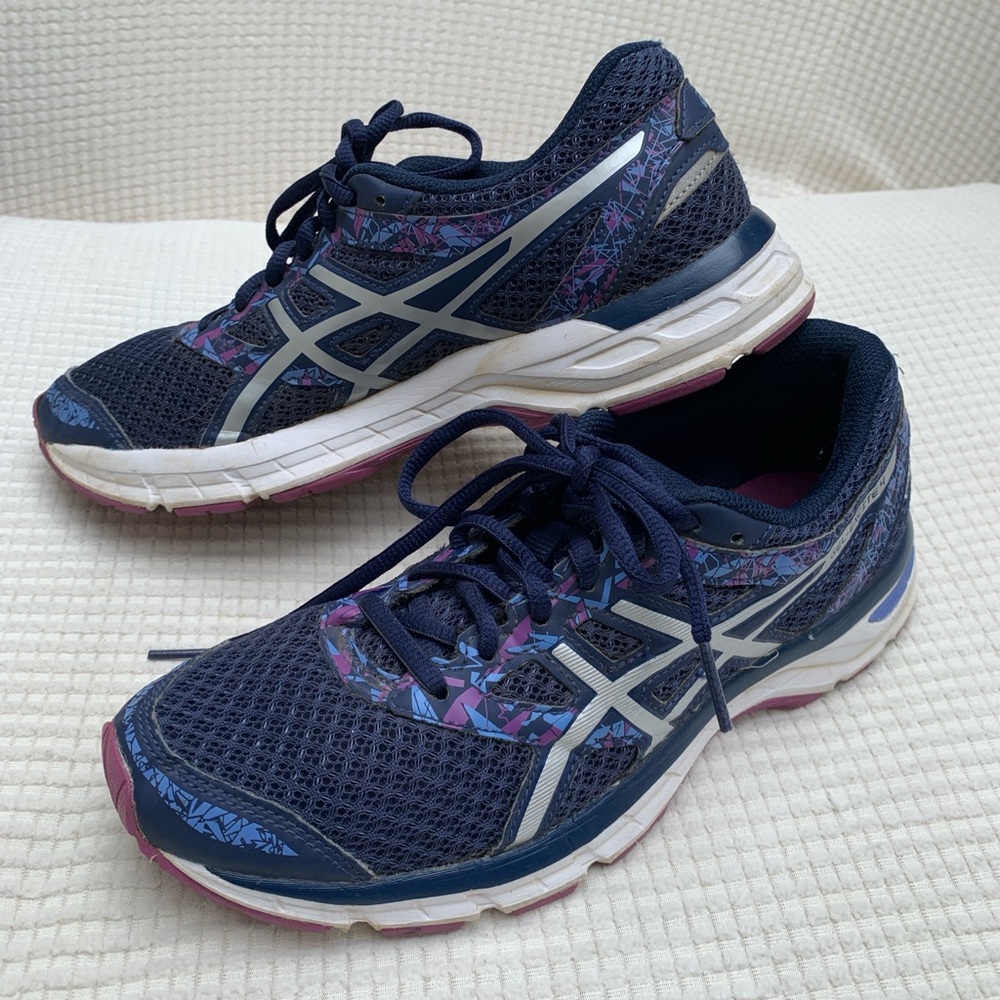 Asics Blue and Silver Athletic Shoes Lightweight Breathable Design